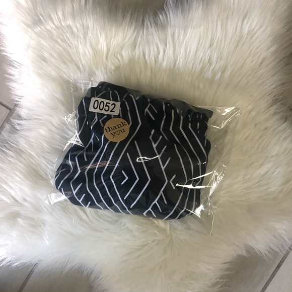 VINTAGE RUFFLE HIGH LEG OFF SHOULDER SWIMSUIT 👙 - Picture 7 of 7